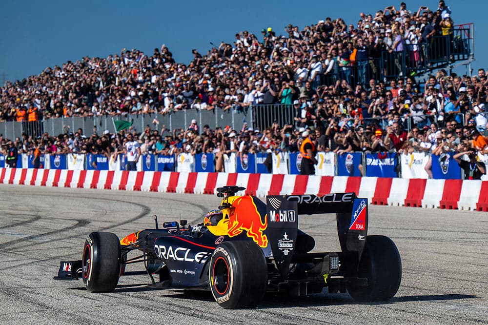 Red-bull-Alumil-Image-8.jpg