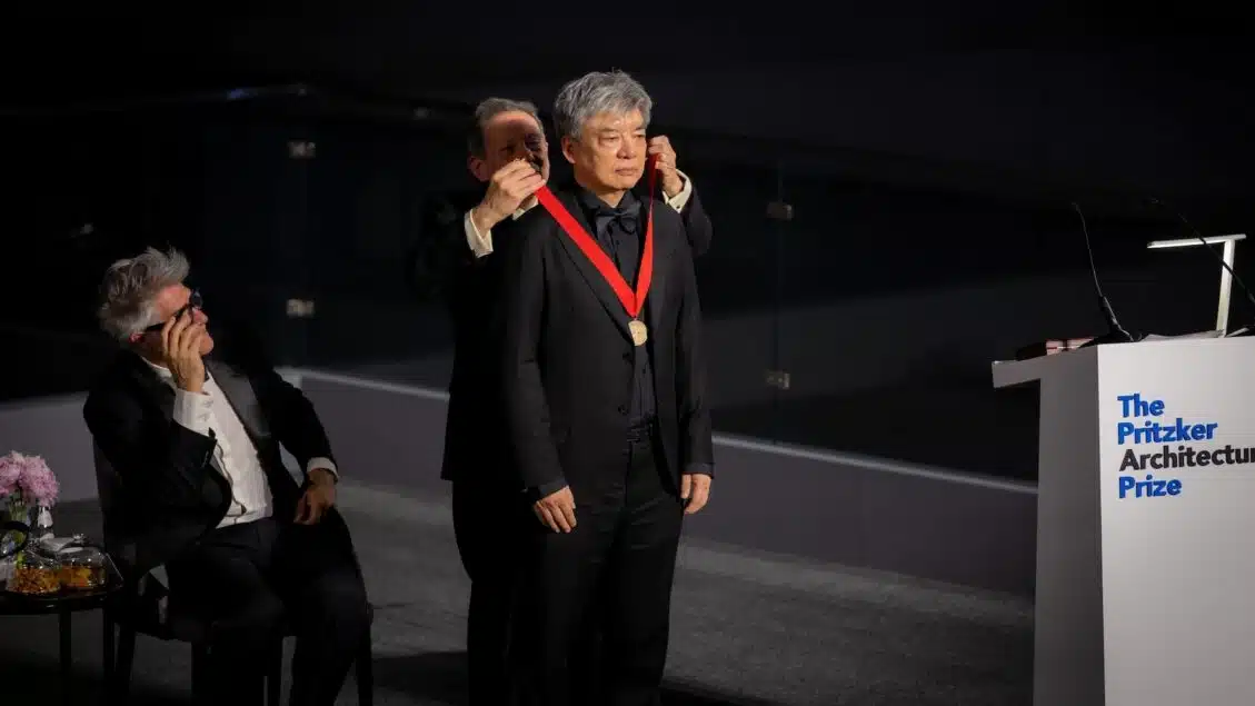 liu-jiakun-pritzker_speech.jpg.webp