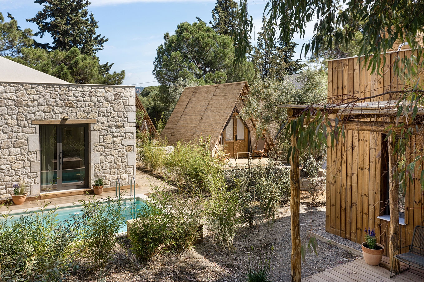 "ΕΡΓΟΝ Beach House", μια εμπειρία glamping με μοναδικό μείγμα πολυτέλειας και σύνδεσης με τη φύση