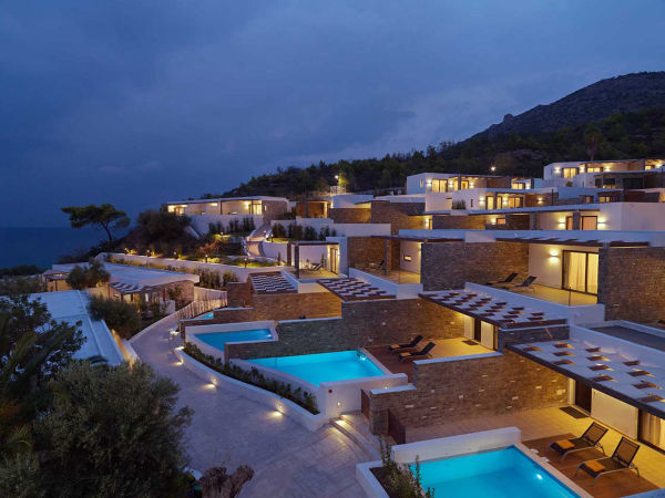 Kατασκευή bungalows στο ξενοδοχειακό συγκρότημα  “Hotel Poseidon Resort”