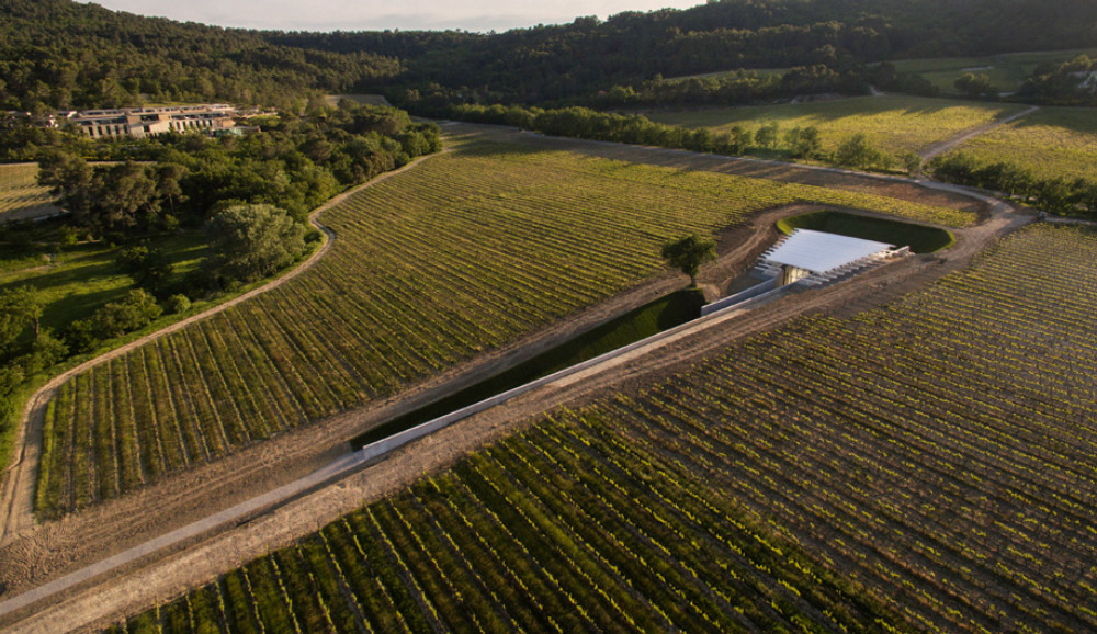 Περίπτερο προβολής και συντήρησης κρασιού, στη Γαλλία, του Renzo Piano