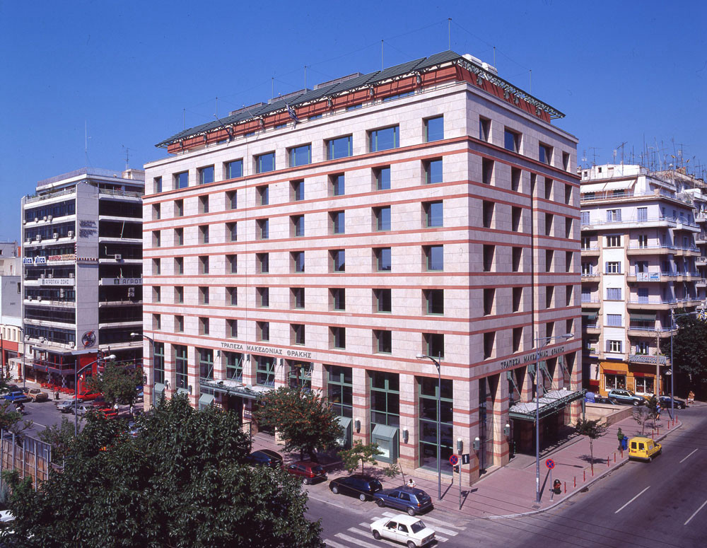Κτίριο διοίκησης τράπεζας στη Θεσσαλονίκη
