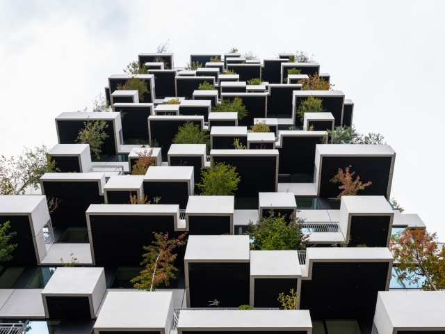 Διαμόρφωση πολυώροφου κτιρίου ως κατακόρυφο "δάσος"