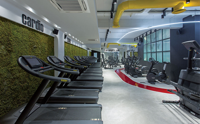 Διαμόρφωση γυμναστηρίου σε εμπορικό κέντρο στα Τίρανα
