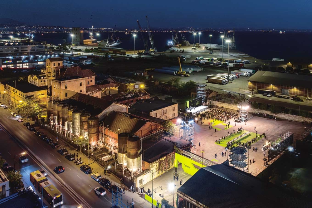 Το εμβληματικό ακίνητο ΦΙΞ στη Θεσσαλονίκη αναγεννάται με σεβασμό στην ιστορικότητα του χώρου