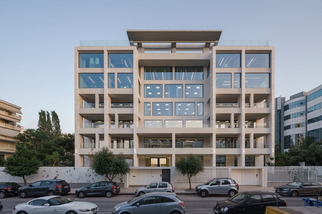 Renovation of an office building in Athens