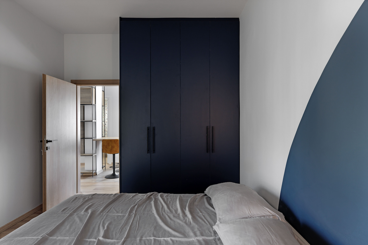 Heroic Apartment: Μια σύγχρονη επανερμηνεία της κατοίκησης σε μια πολυκατοικία της δεκαετίας του 1970