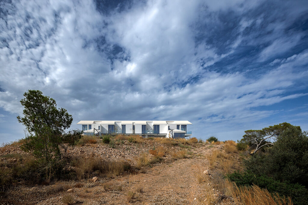 "BridgeHouse" 4 αυτόνομες κατοικίες