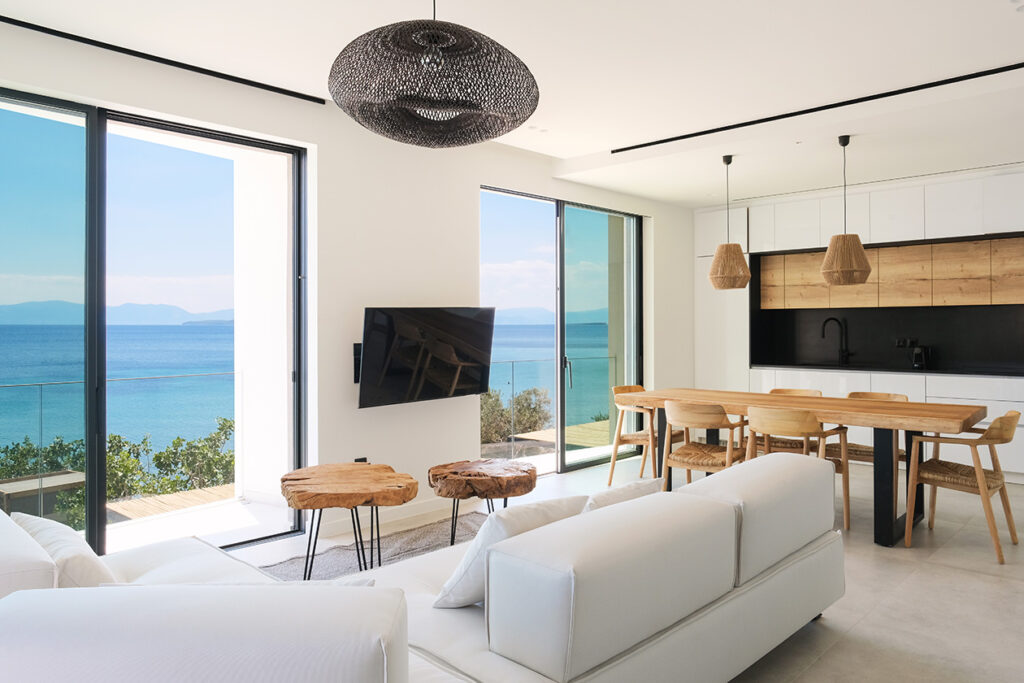 Floating Cubes Villas: Παραθαλάσσιες κατοικίες στην Αίγινα