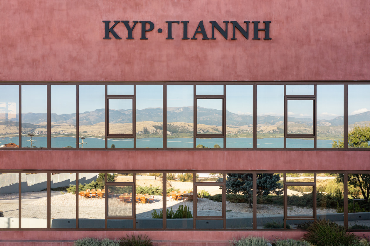 Επανάχρηση βιομηχανικού κελύφους για νέες λειτουργίες